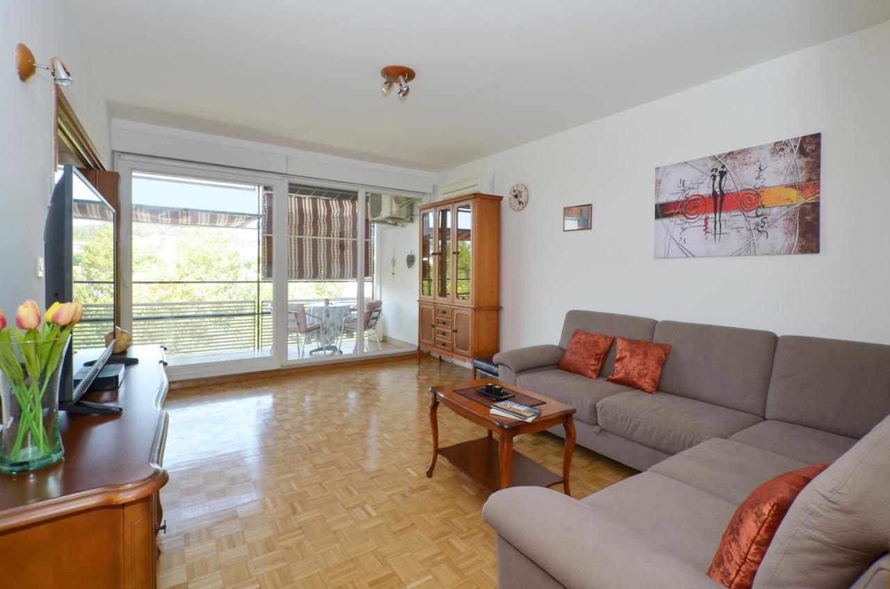Apartman Lazy Summer Days Split Exterior photo